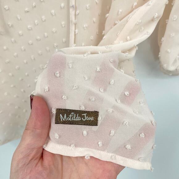 Matilda Jane Swiss Dot Blouse Size M Serendipity Sheer Textured Blush Cream - Picture 8 of 9